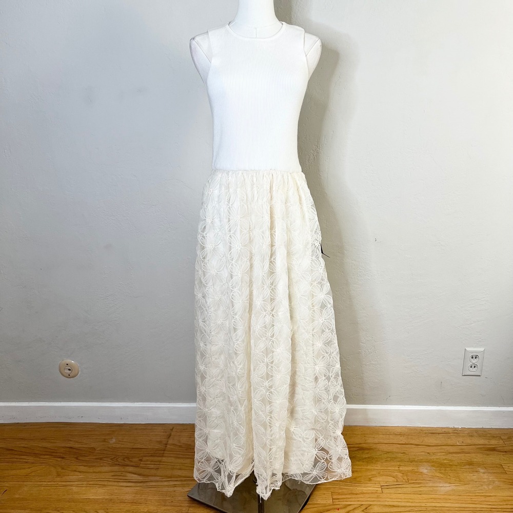 Lulus Ribbed Knit Floral Lace Maxi Dress Sleeveless Crew‎ Neck Ivory Large NWT
